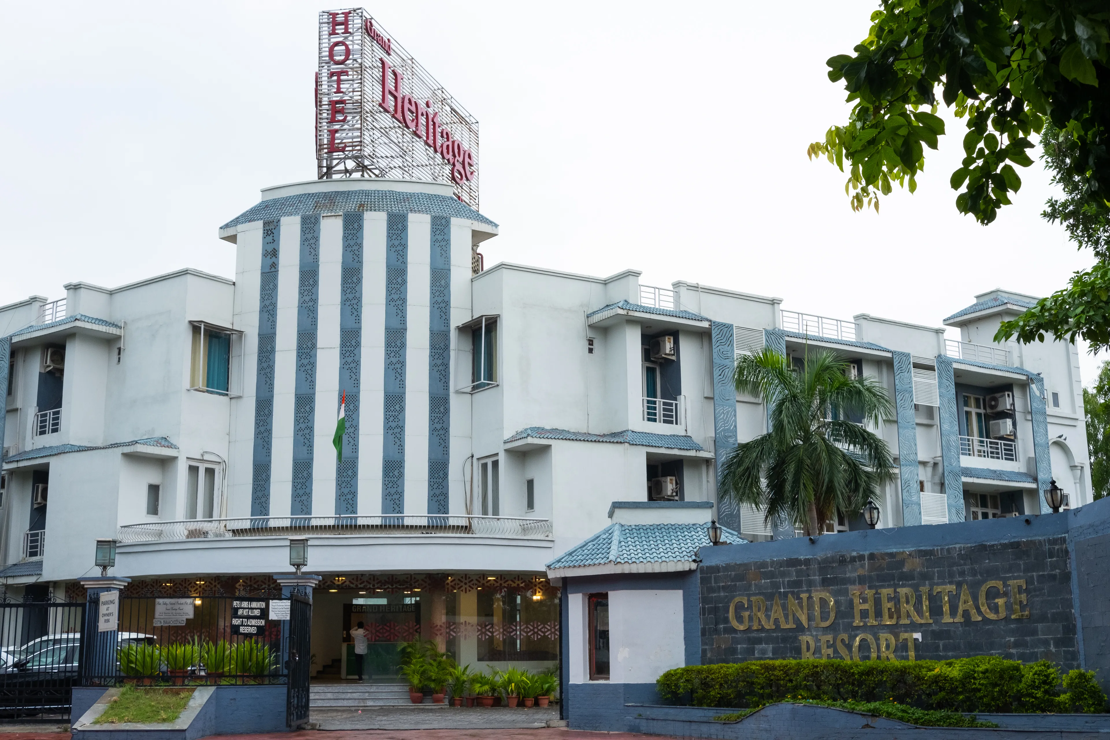 Grand Heritage Resort